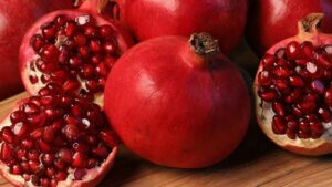 pomegranate benefits in tamil