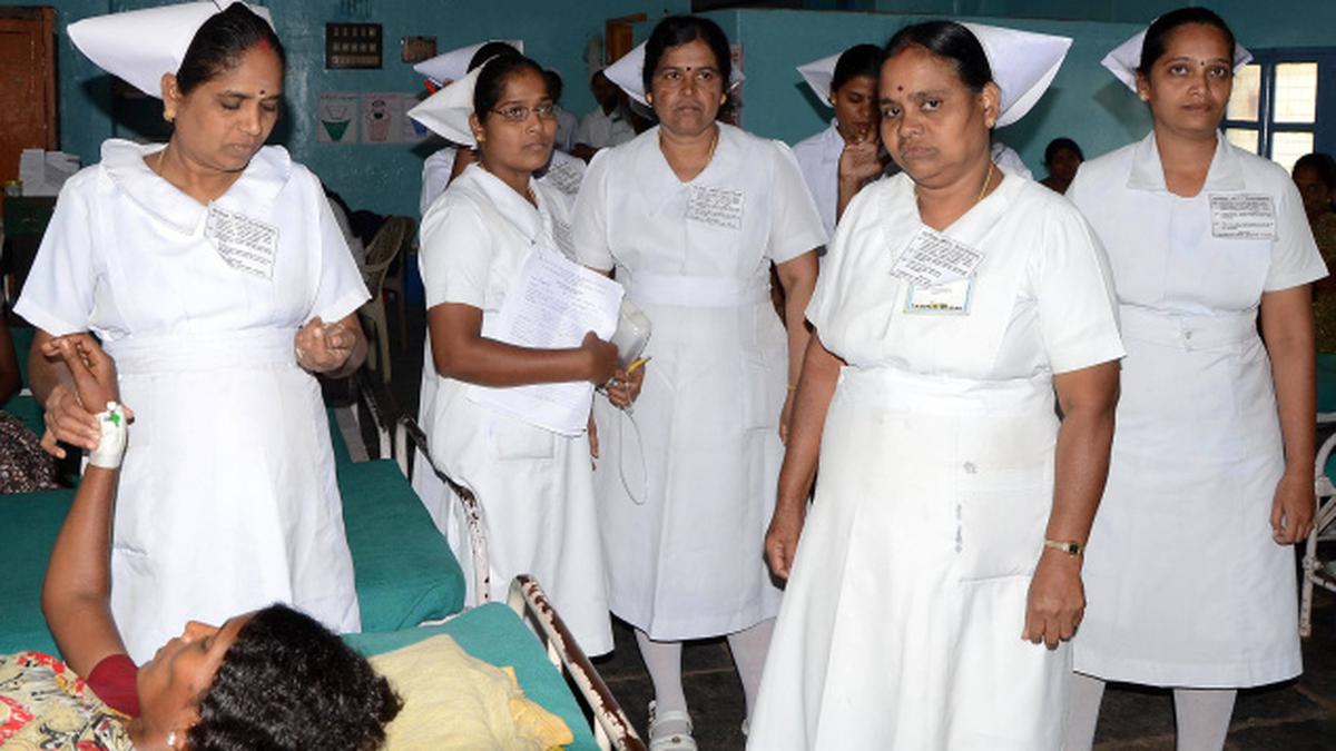 Government Staff Nurse Salary in Tamilnadu Per Month in Tamil