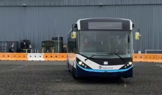The World First Driverless Bus Service Has Started in Which Country in Tamil