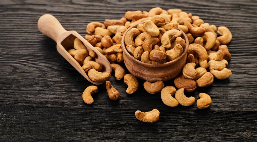 Tips to Keep Cashew Nuts From Spoiling in Tamil